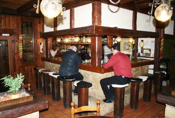 Motel Au Gros Pre Делемон Екстер'єр фото
